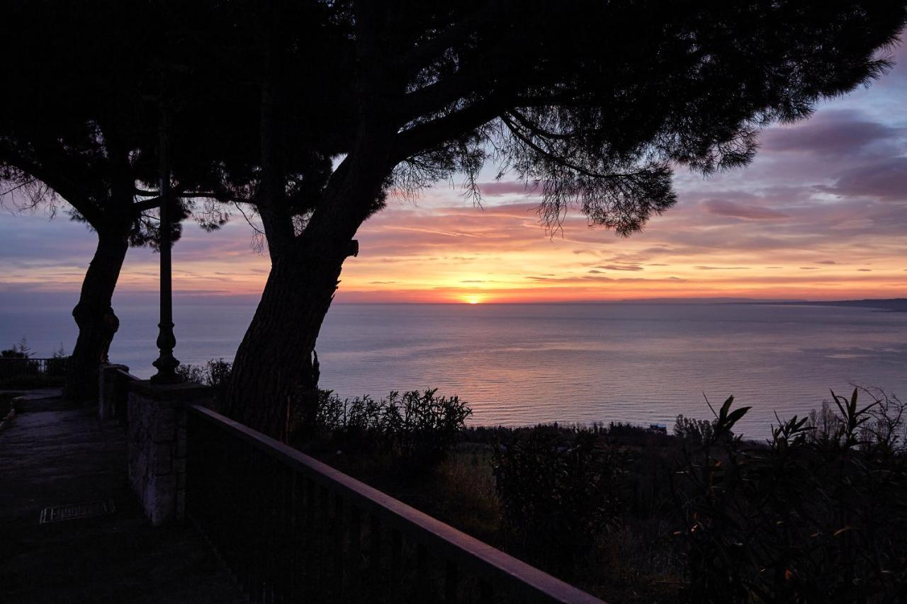 Best Vasto Exterior photo